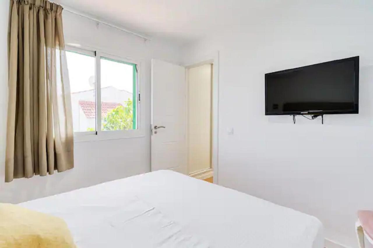Las Burrras Buigues Beach San Bartolomé Ngoại thất bức ảnh